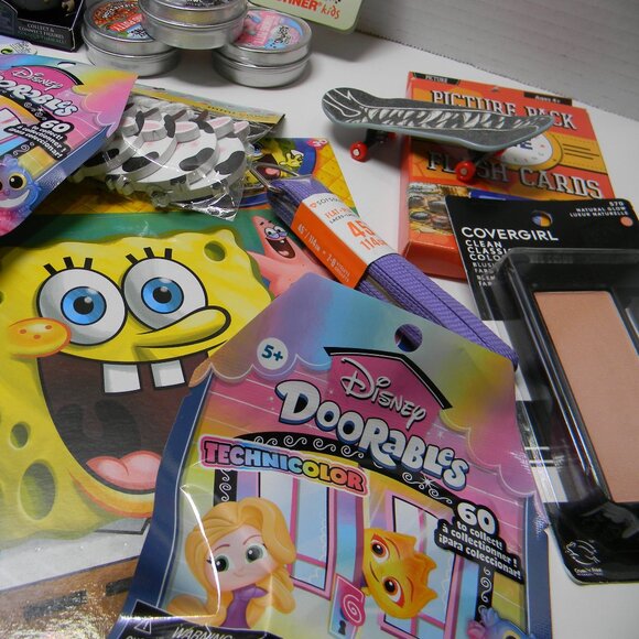 Lot of 35+ Stocking Stuffers All Ages Boy Girl OCC Shoeboxes - Picture 7 of 7